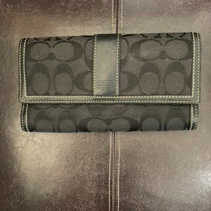 Coach wallet